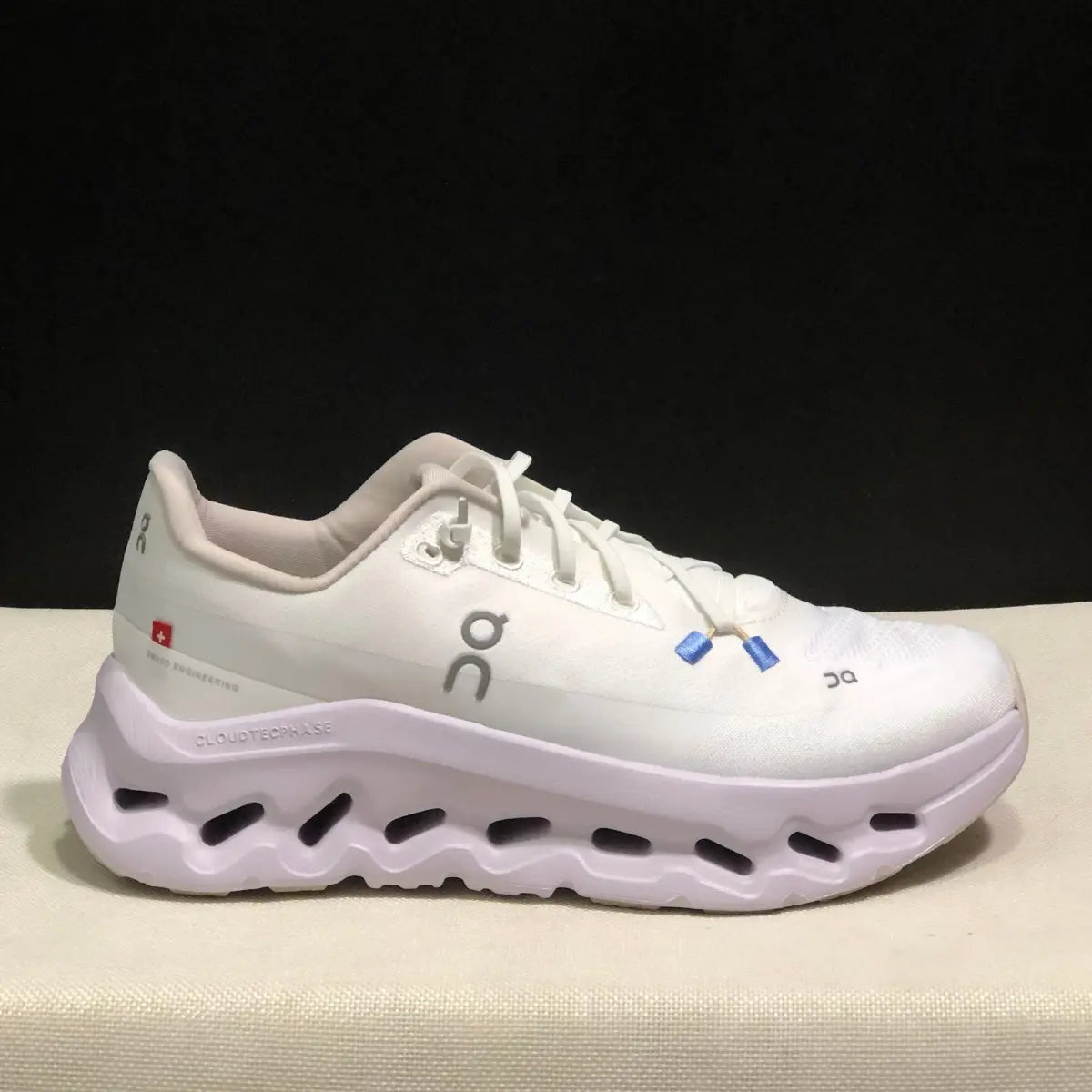 Cloudtilt - Beige Purple