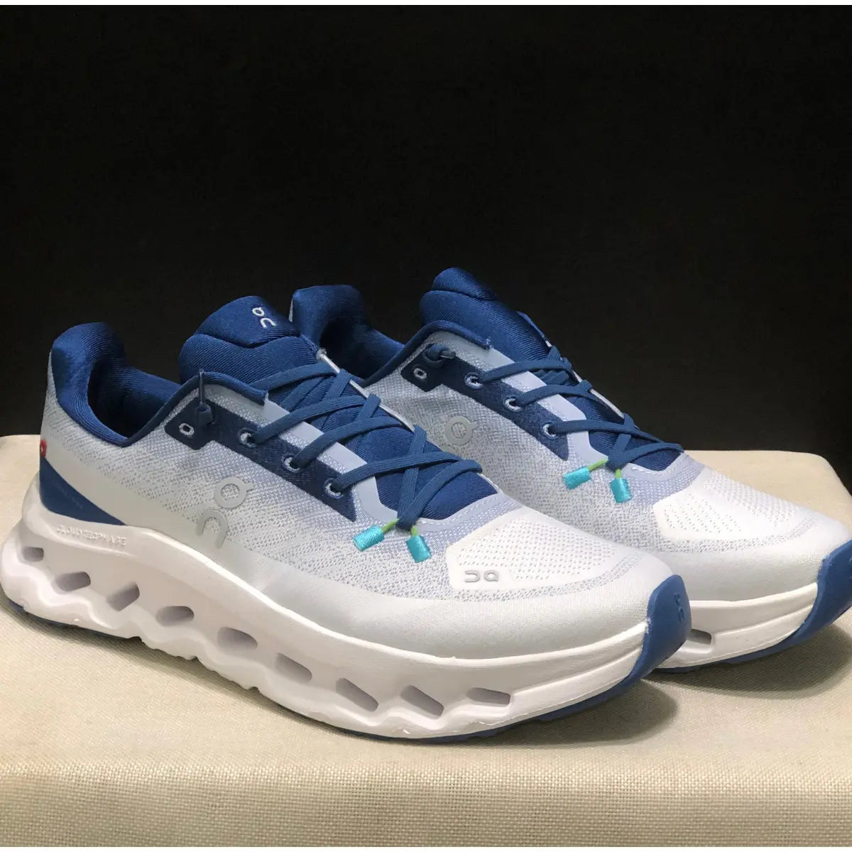 Cloudtilt - Blue Whale